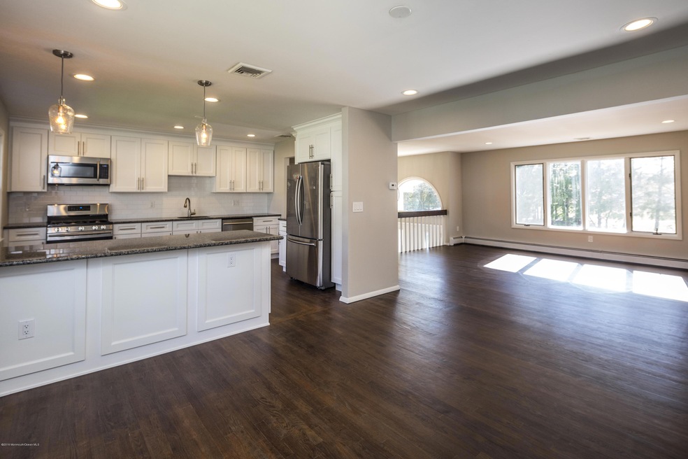 12_Dining_Room-4[1]