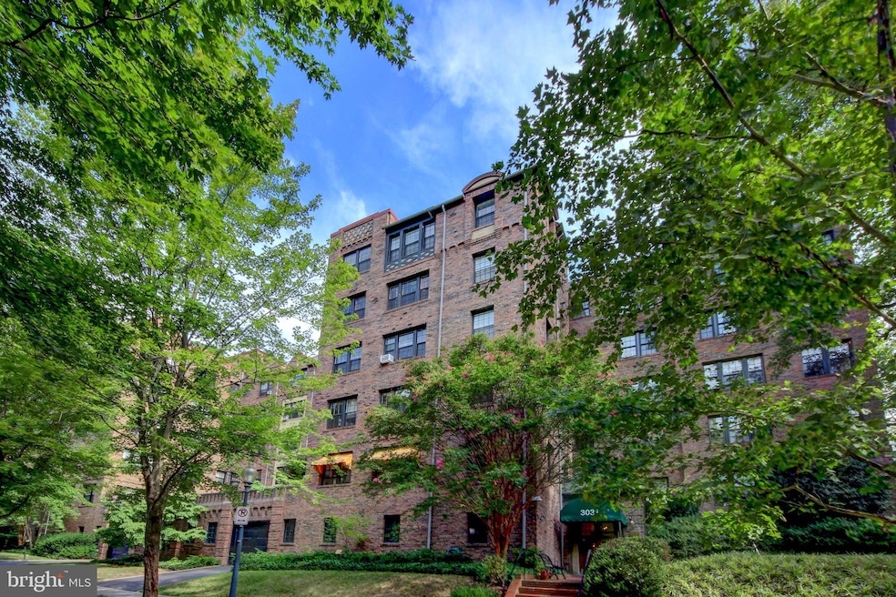 Sold $576,720 • Co-Listing Agent