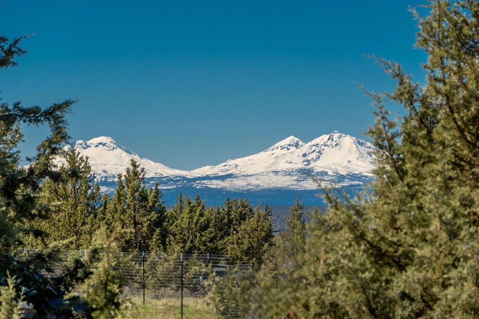 14155 SW Cinder Cone Loop 050 copy