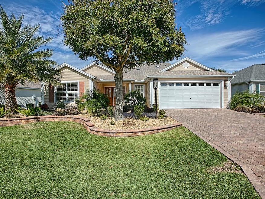 561 Brighton Dr, The Villages, FL 32162 - photo 1