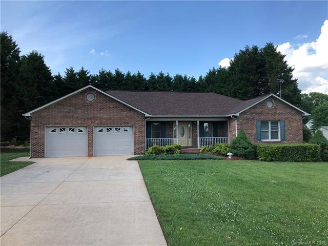 111 Marian Ln, Statesville, NC 28625 - photo 1