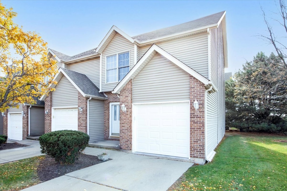 For Sale $215,000 • Co-Listing Agent