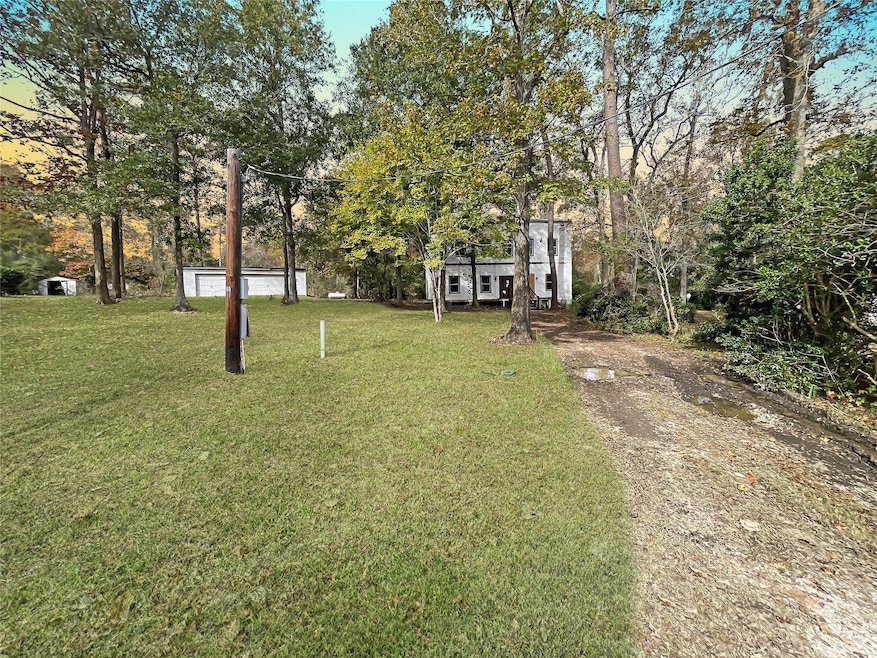 65 County Road 427 Loop, Dayton, TX 77535 - photo 1