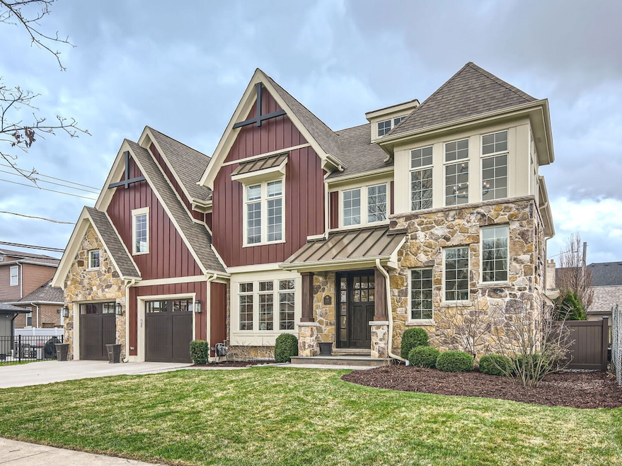 Sold $1,790,000 • Co-Listing Agent