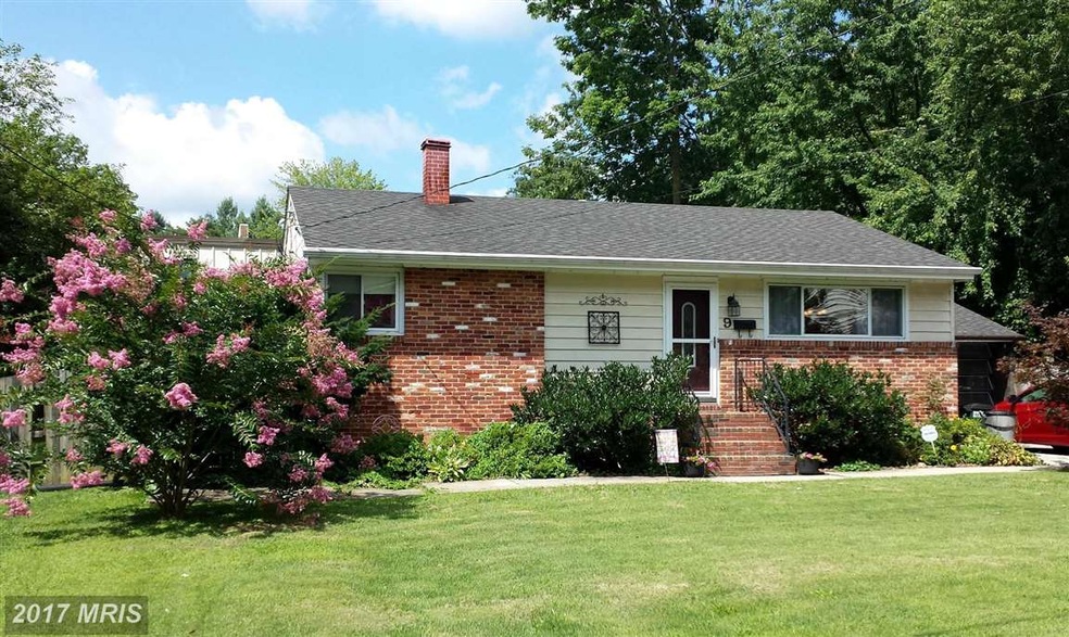 9 Howard Ave, Catonsville, MD 21228 - photo 1