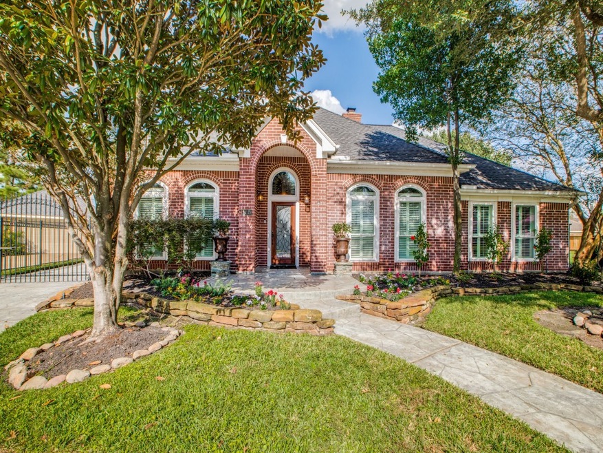 9219 Newburgh Dr, Houston, TX 77095 - photo 1