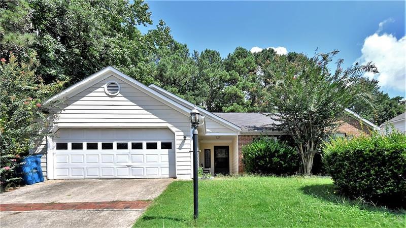 4810 Hampton Square Dr, Alpharetta, GA 30022 - photo 1