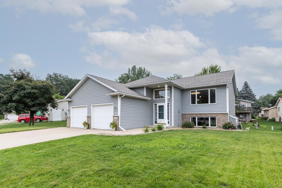 Sold $370,000 • Co-Listing Agent