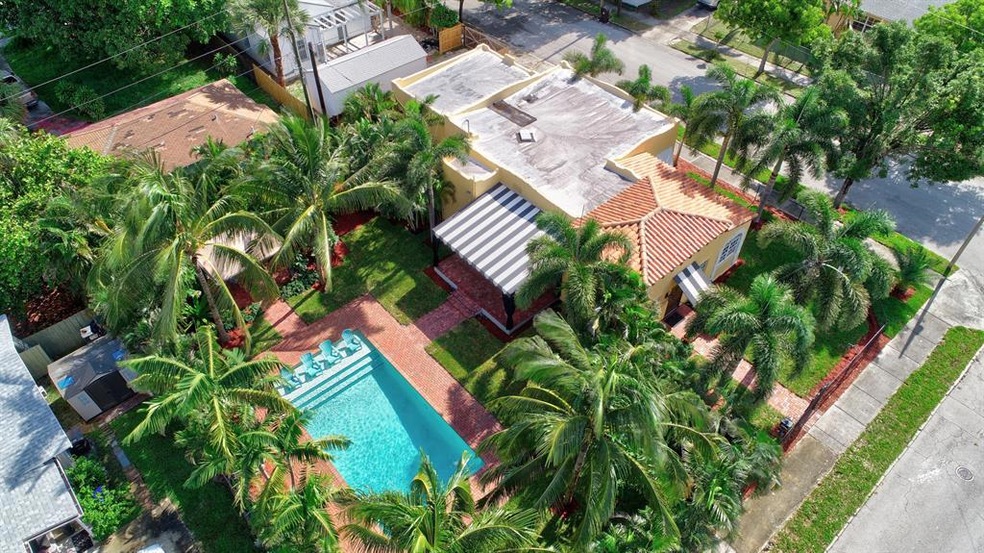 901 30th Ct, West Palm Beach, FL 33407 - photo 1