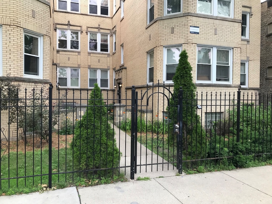 6314 N Fairfield Ave unit 3A, Chicago, IL 60659 - photo 1