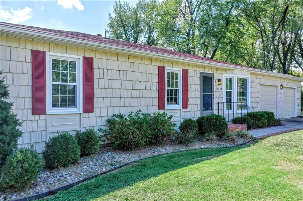 15303 W 77th St, Shawnee, KS 66217 - photo 1