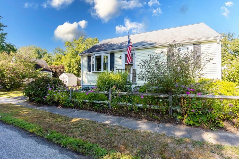 9 Brigham St, Whitman, MA 02382 - photo 1