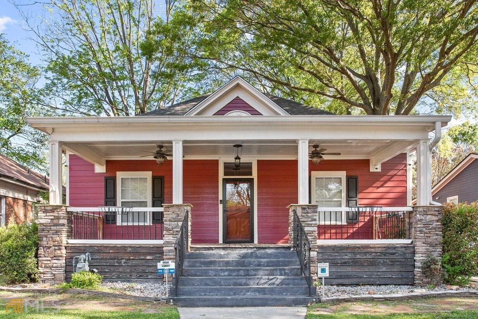 Beautifully Updated Bungalow!