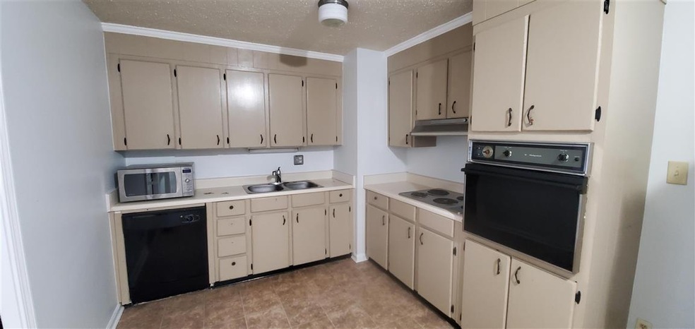 100 Davis Dr, Centerville, GA 31028 - photo 1