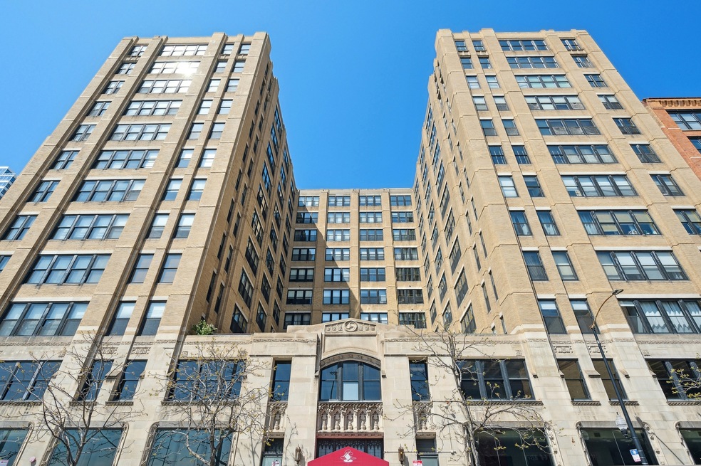 Sold $930,000 • Co-Listing Agent