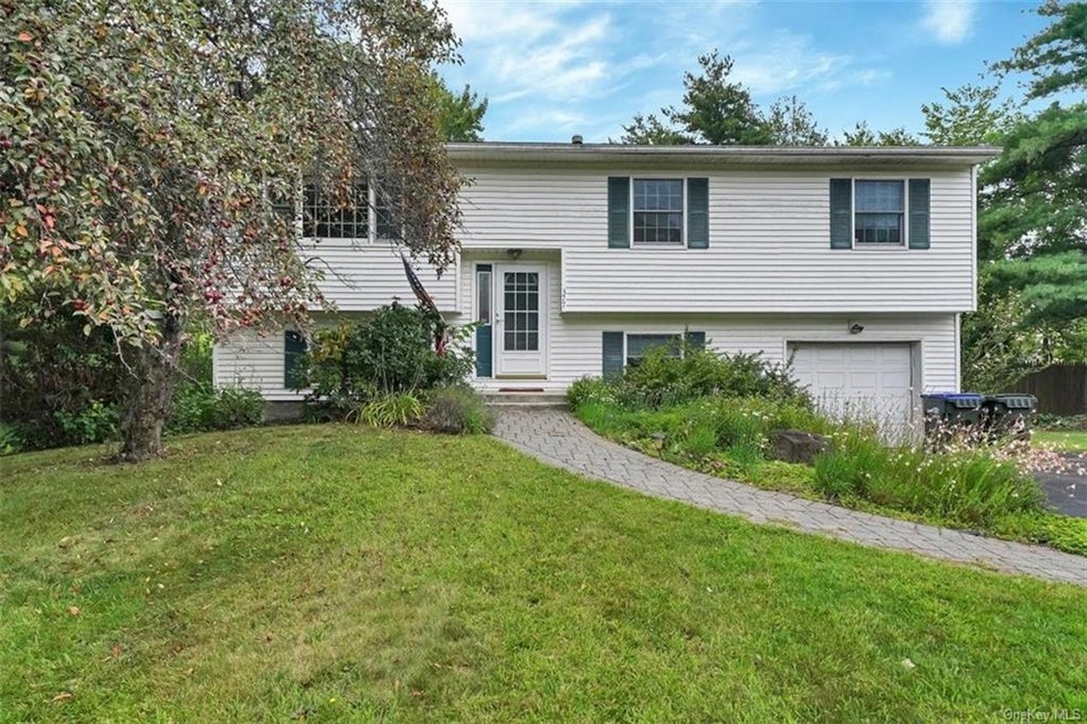 377 Lake Shore Dr, Monroe, NY 10950 - photo 1