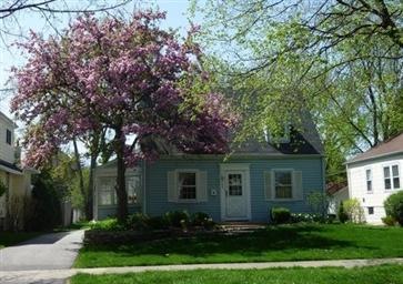 240 N Oak St, Elmhurst, IL 60126 - photo 1