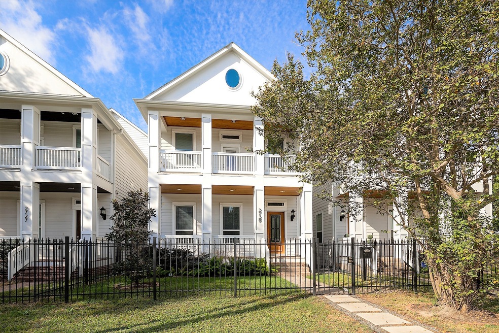 2729 Rutland St, Houston, TX 77008 - photo 1