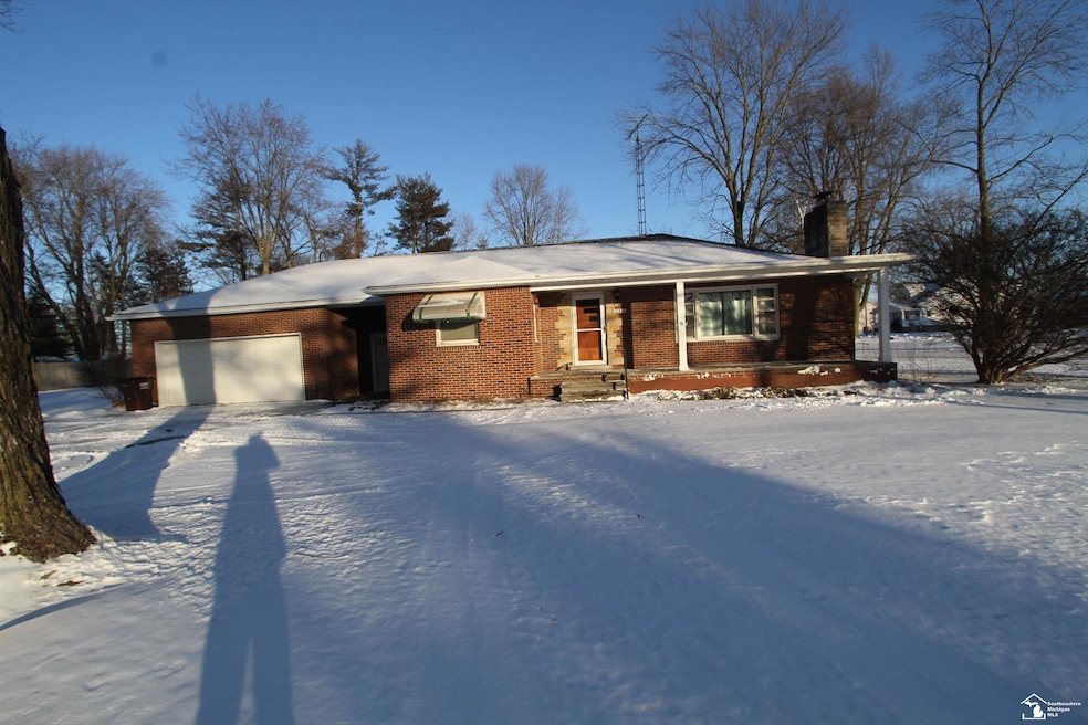 12512 Maxwell Rd, Carleton, MI 48117 - photo 1