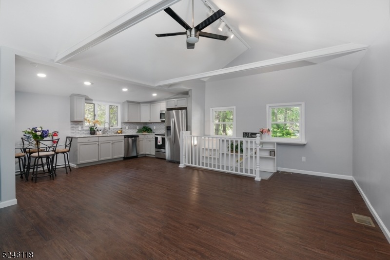 8 Ka Ton Nah Trail, Byram Township, NJ 07821 - photo 1