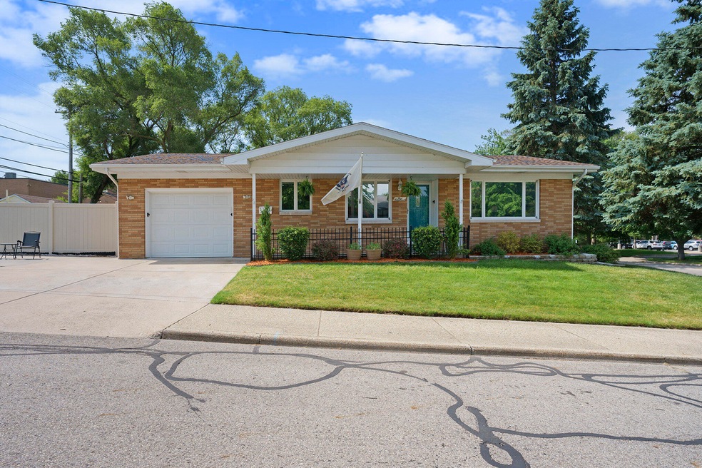 Sold $350,000 • Co-Listing Agent