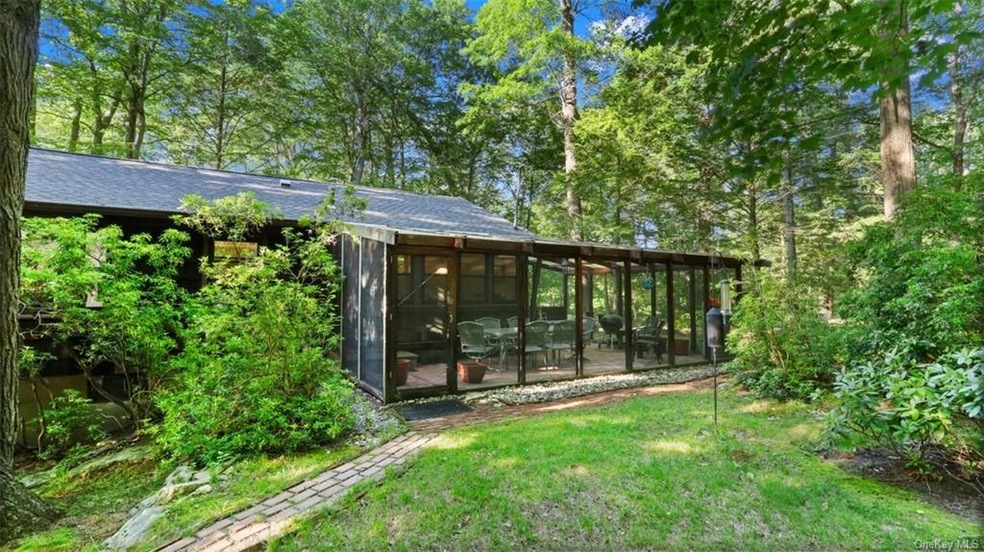 19 Loggers Ct, Carmel, NY 10512 - photo 1