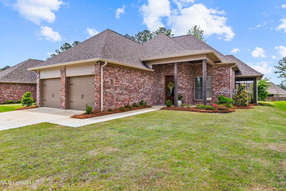 121 Saint Croix Ln, Madison, MS 39110 - photo 1