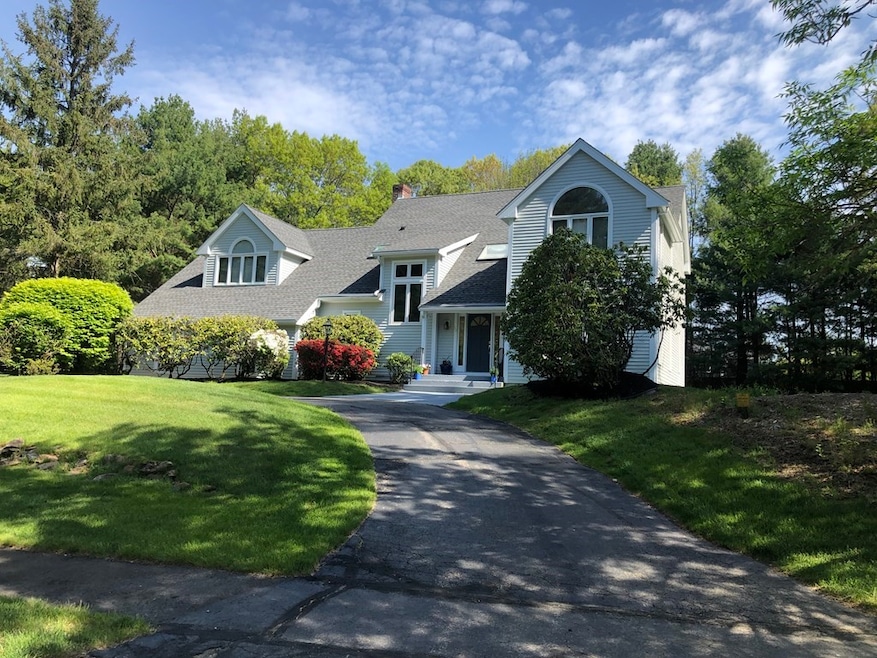 90 Cranberry Cir, Sudbury, MA 01776 - photo 1