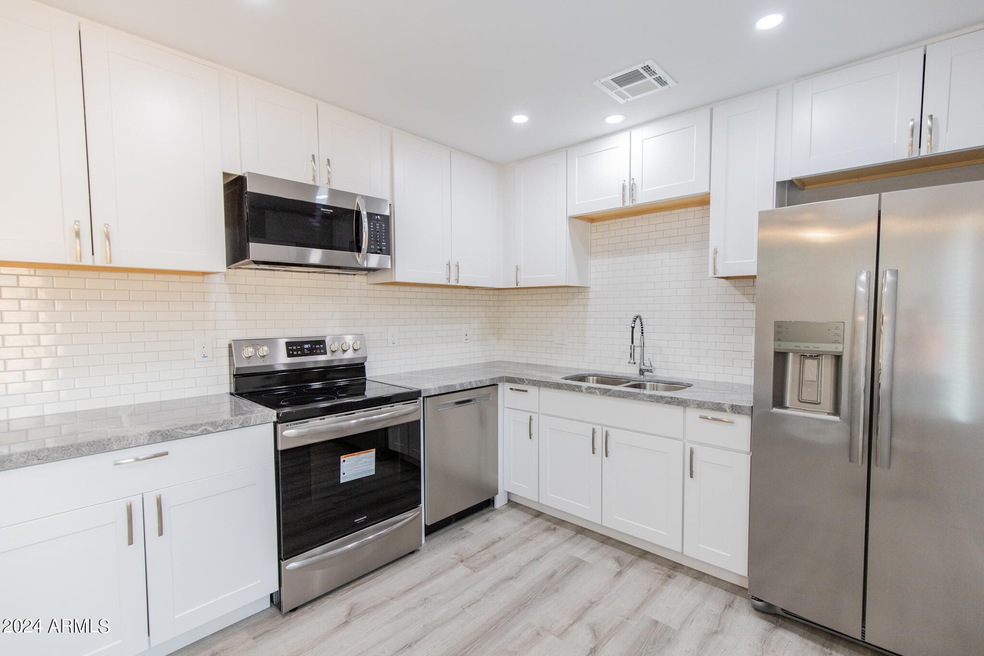 4644 E Caballero St unit 2, Mesa, AZ 85205 - photo 1