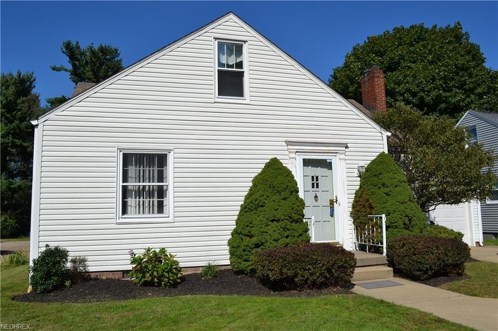 Welcome to 259 Everhard Rd. SW in North Canton.  T