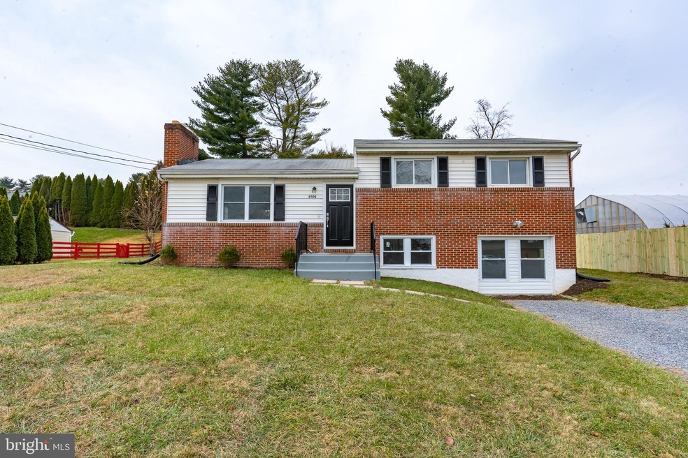 6506 Monroe Ave, Sykesville, MD 21784 - photo 1