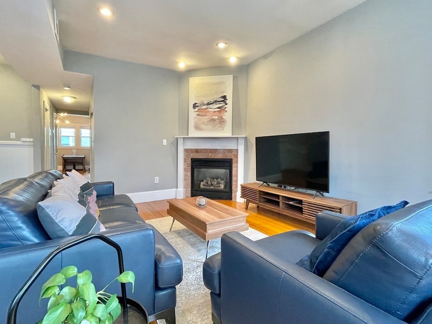 367 Cardinal Medeiros Ave unit 2, Cambridge, MA 02141 - photo 1