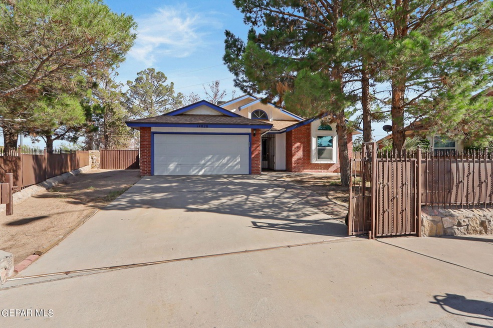 14020 Lago Grande Dr, Horizon City, TX 79928 - photo 1