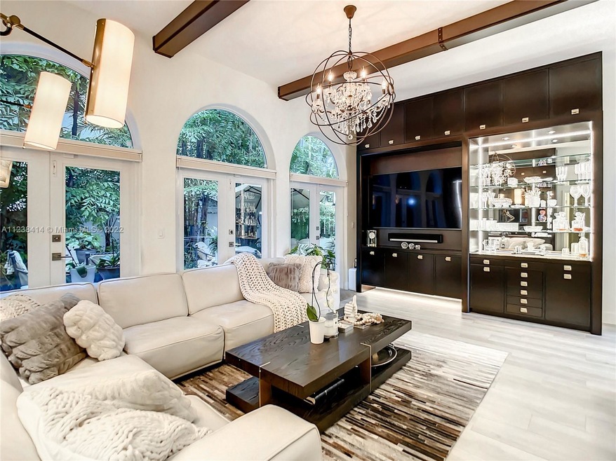 Living room/ Built in Bar & TV Sonos Speakers