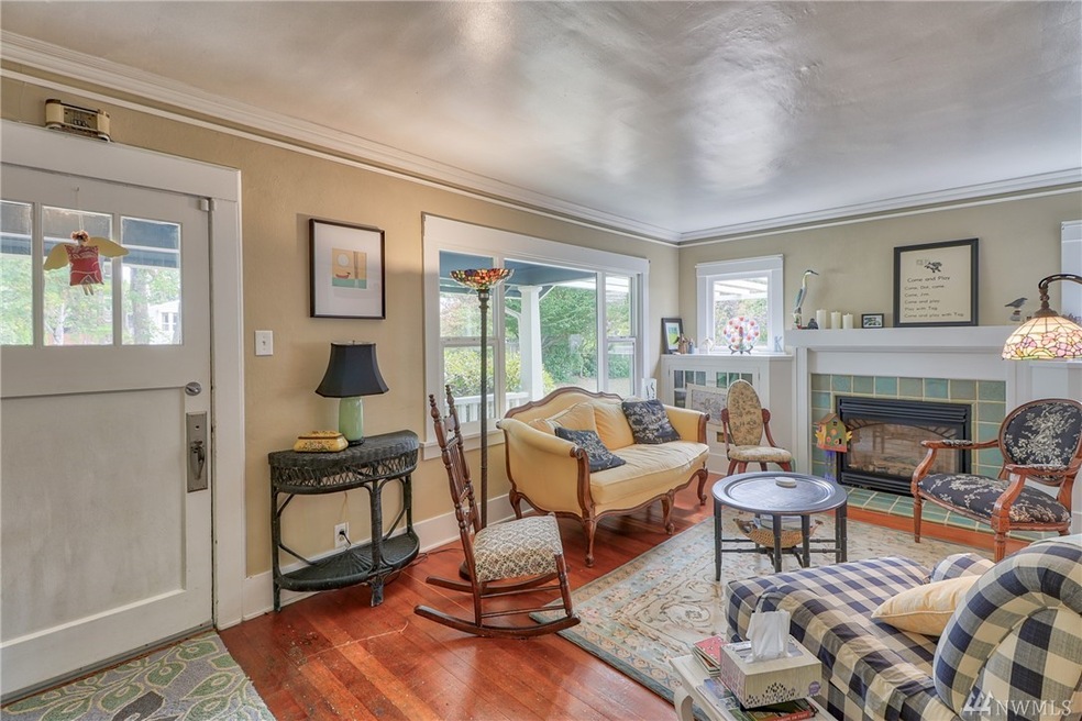 2908 Grandview Dr W, University Place, WA 98466 - photo 1