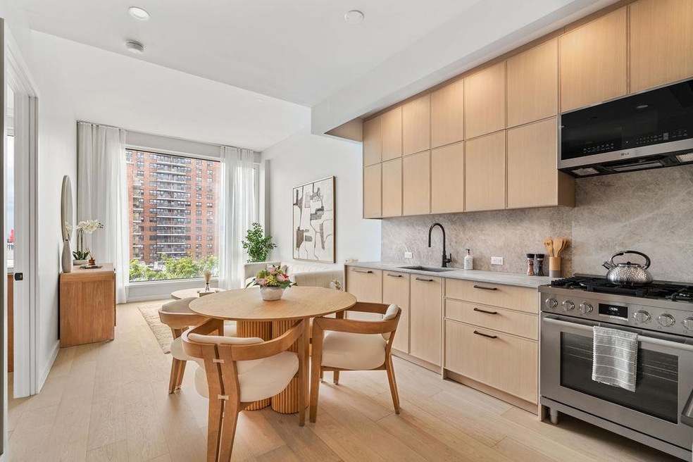 445 5th Ave unit 3-H, Park Slope, NY 11215 - photo 1