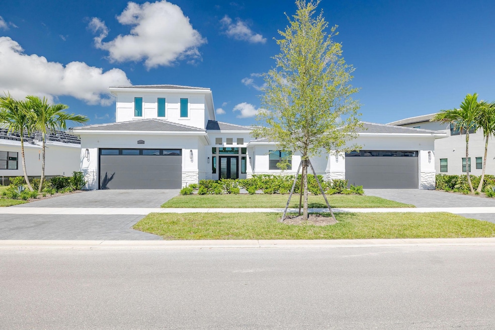 For Sale $1,920,000 • Co-Listing Agent