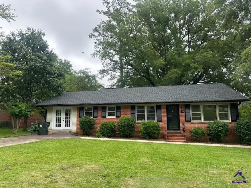 Pending $159,700 • Co-Listing Agent