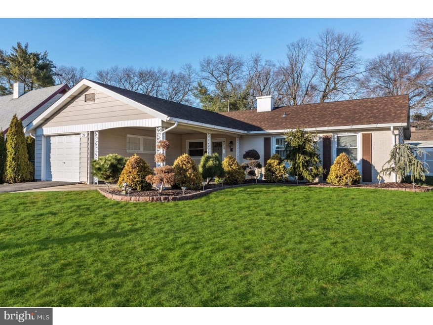 39 Bloomfield Ln, Willingboro, NJ 08046 - photo 1