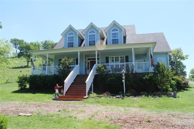 Custom built home on beautiful scenic hillside!