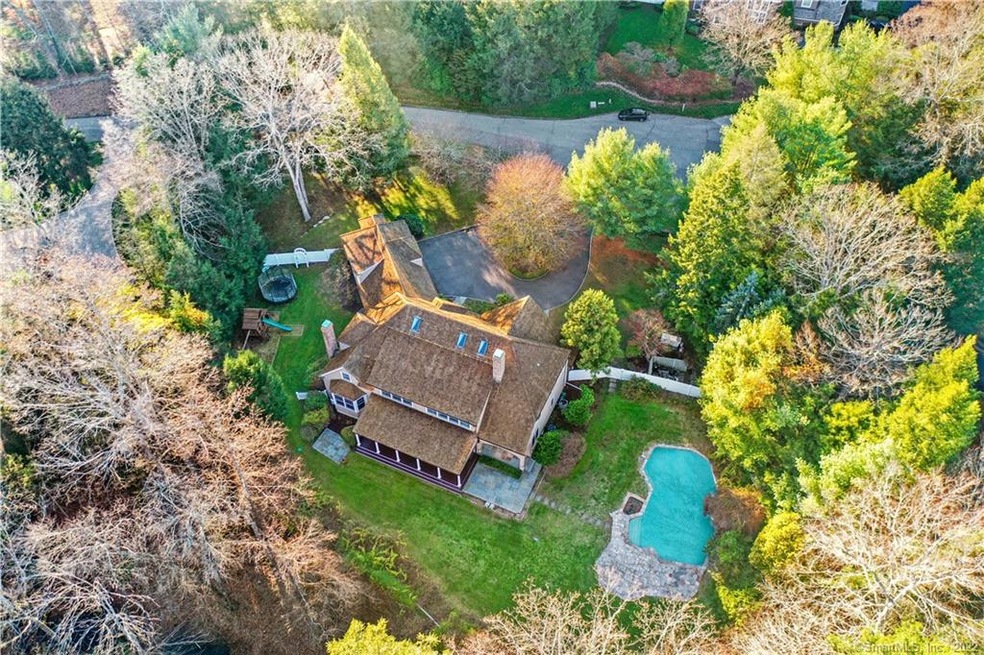 37 Hemlock Ridge, Weston, CT 06883 - photo 1