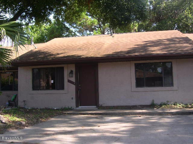 1216 Shady Pines Ln, Titusville, FL 32796 - photo 1