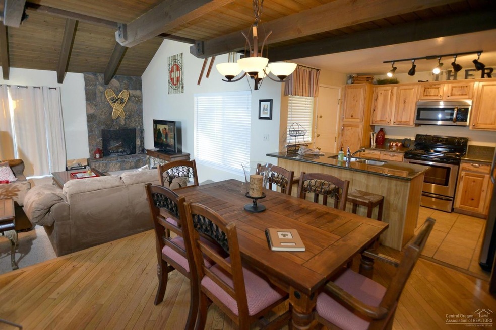 57055 Tennis Village unit 2, Sunriver, OR 97707 - photo 1