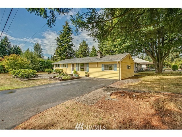 8205 218th St SW, Edmonds, WA 98026 - photo 1