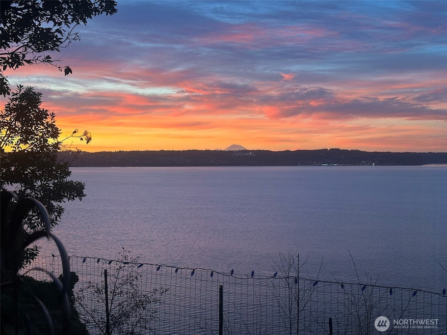 24-J View Place, Everett, WA 98206 - photo 1