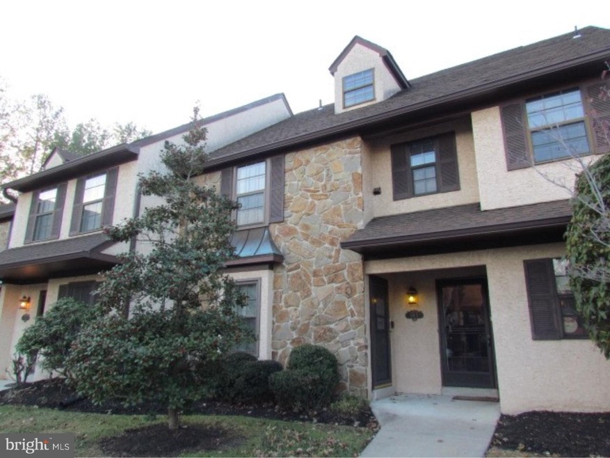 16 N Maple St unit H4, Woodbury, NJ 08096 - photo 1