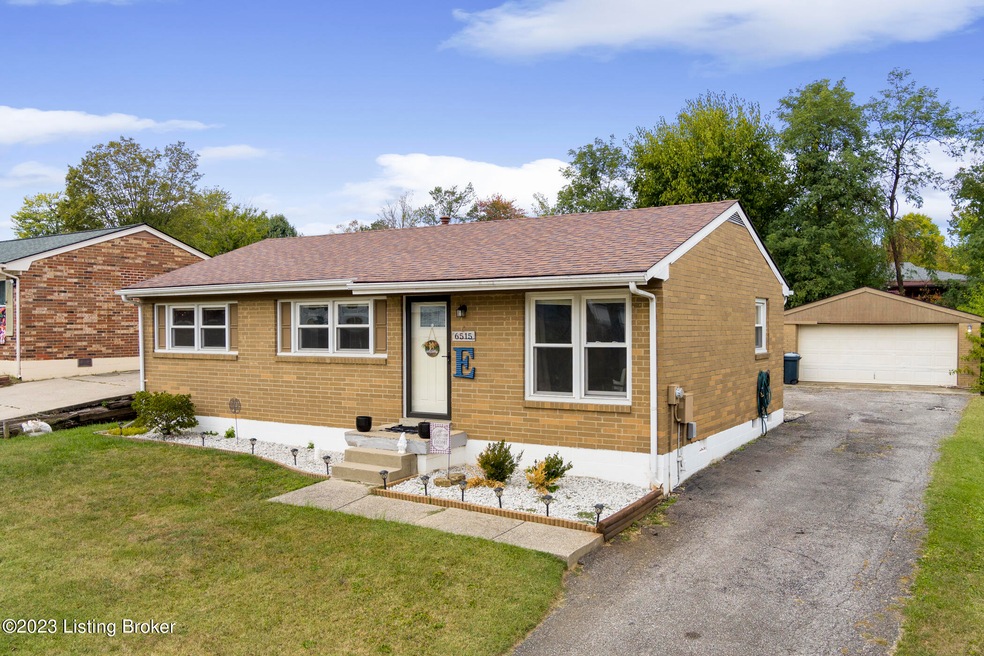 6515 Burlwood Dr, Louisville, KY 40229 - photo 1