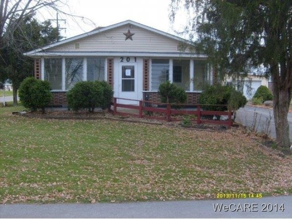 201 W 15th St, Lima, OH 45804 - photo 1