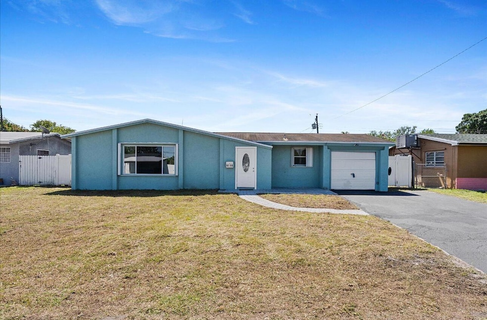 6560 Hayes St, Hollywood, FL 33024 - photo 1