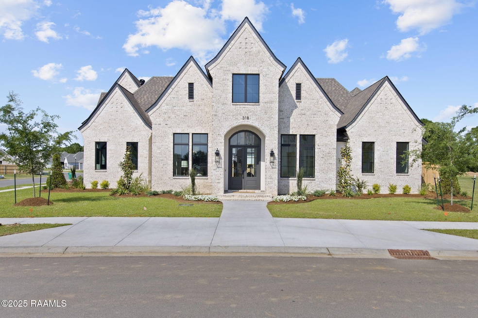 9-web-or-mls-318 Abercrombie Way-1 (2)
